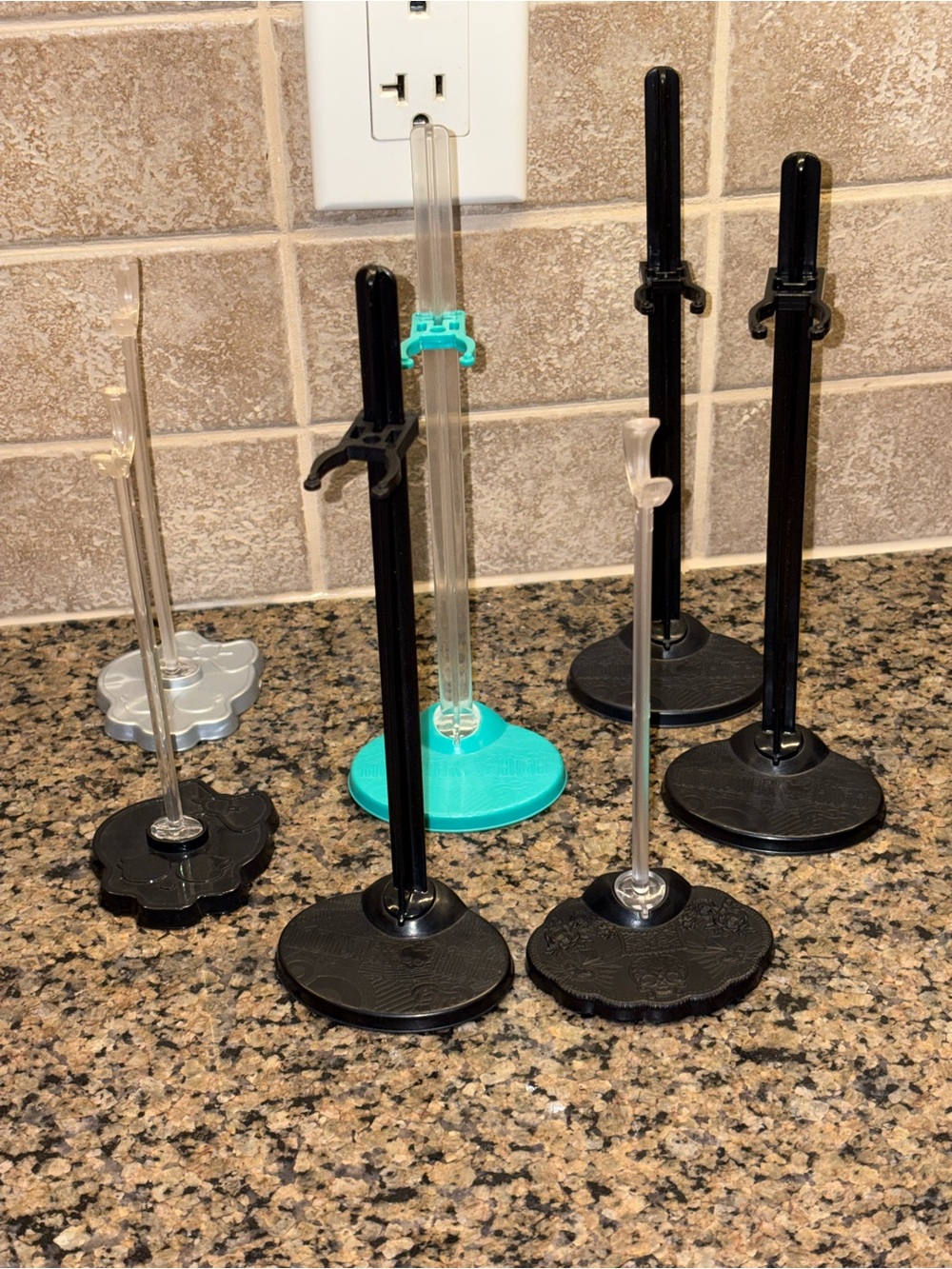 monster high doll stand and accessories lot